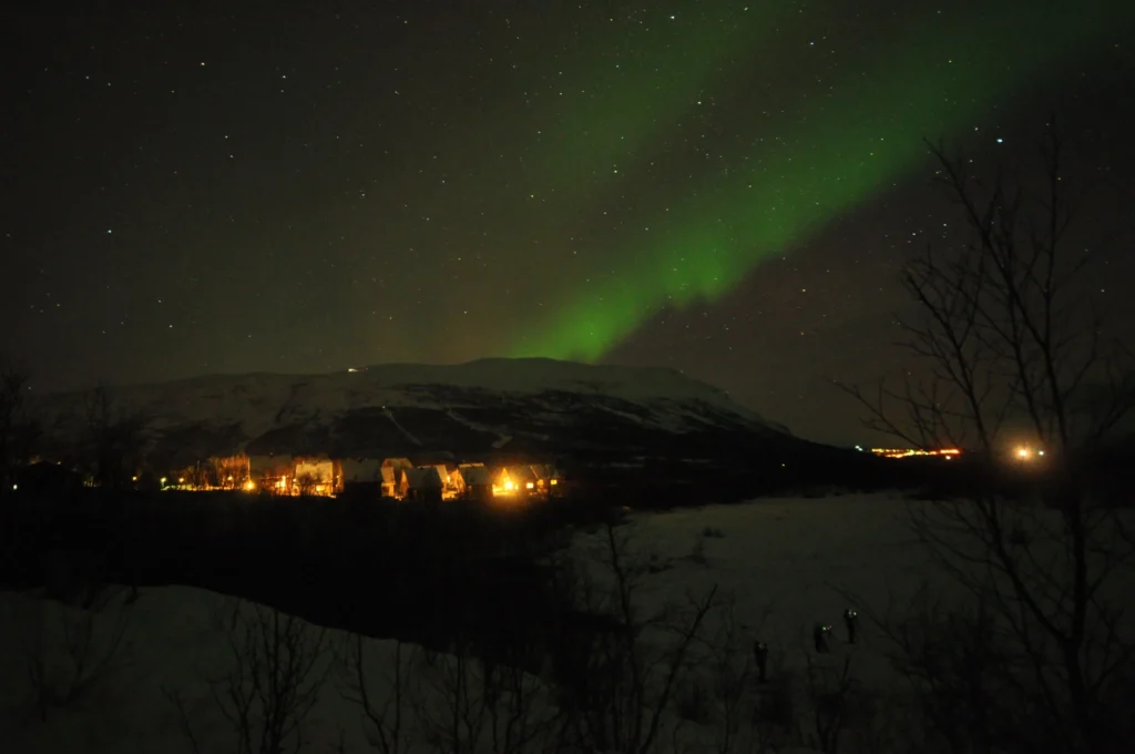 abisko-sweden-aurora